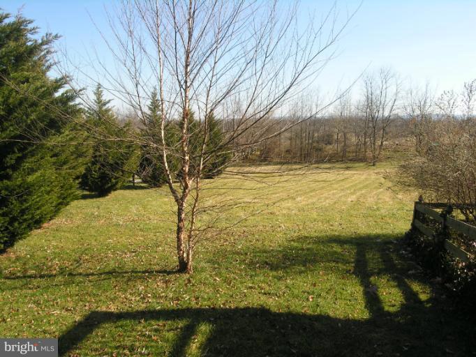 274 Pheasant Hill Road Summit Point, WV 25446 - Photo 8 of 30 Exterior (Rear)