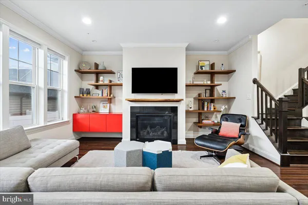 $3,200 | 1141 Holden Road, Frederick, MD 21701