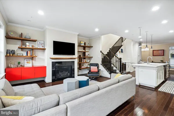 $3,200 | 1141 Holden Road, Frederick, MD 21701