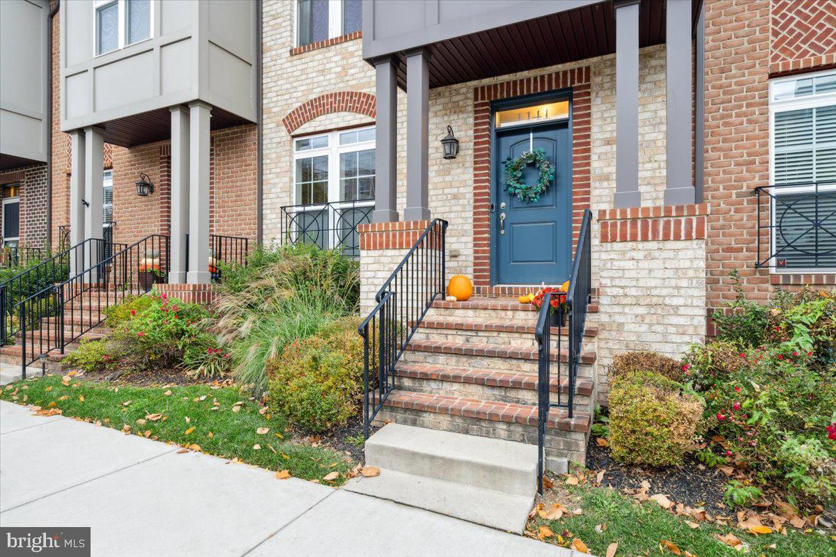 1141 Holden Road Frederick, MD 21701 - Photo 2 of 55