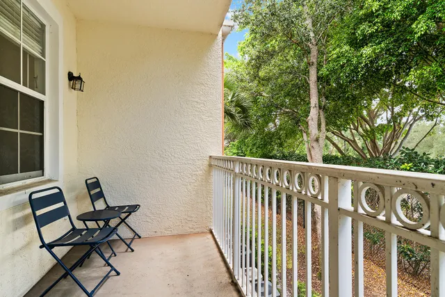 $229,000 | 9857 Baywinds Boulevard, Unit 9206, West Palm Beach, FL 33411