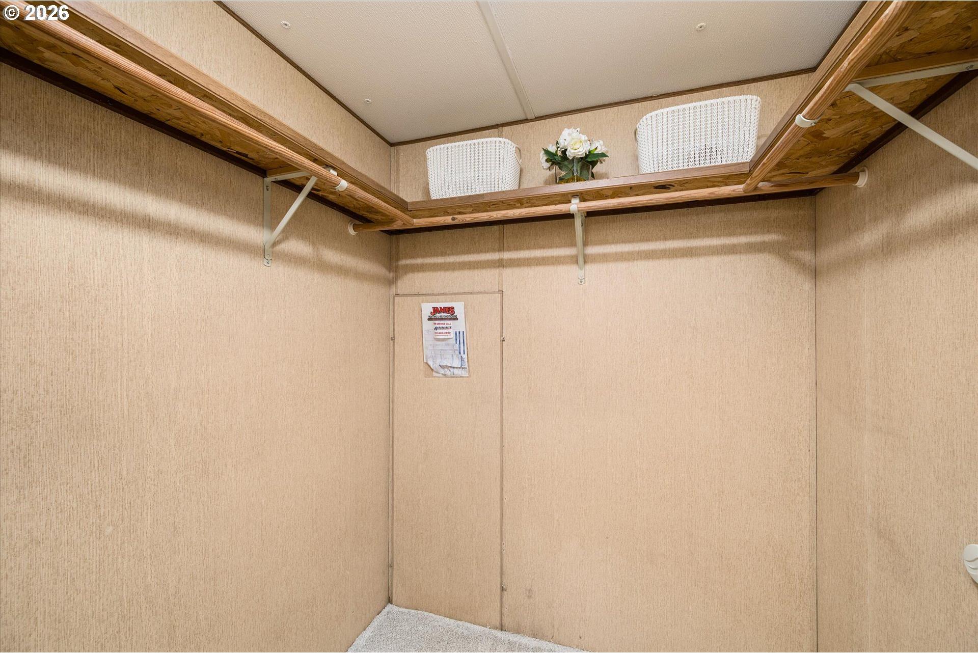 2150 Laura Street, Unit 119 Springfield, OR 97477 - Photo 17 of 37 Owner's Suite Bedroom