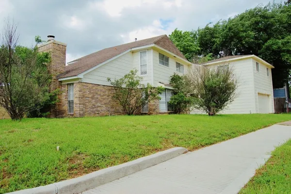 $2,100 | 2127 Woodland Springs Street, Houston, TX 77077