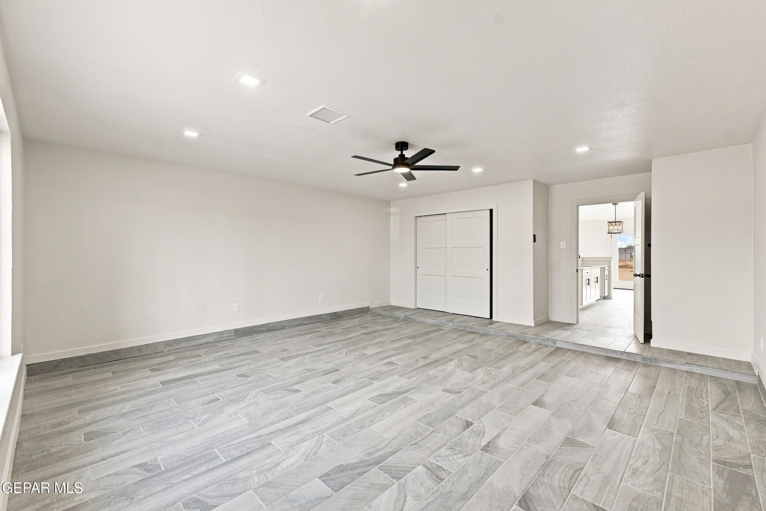 11571 Riverside Road Socorro, TX 79927 - Photo 19 of 35 19_11571_07428
