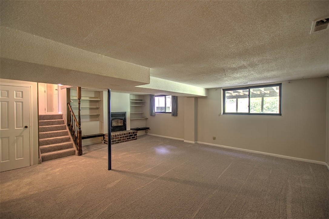 930 Bonhomme Court Decatur, IL 62526 - Photo 20 of 35 Gallery Image 20