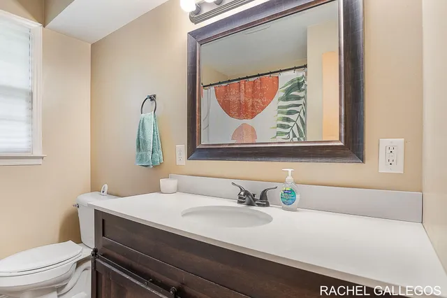 $299,900 | 3615 Diamond Drive, Hamilton, MI 49419