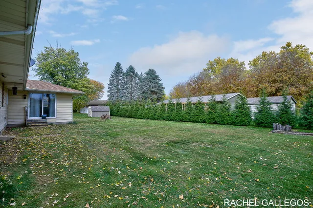 $299,900 | 3615 Diamond Drive, Hamilton, MI 49419