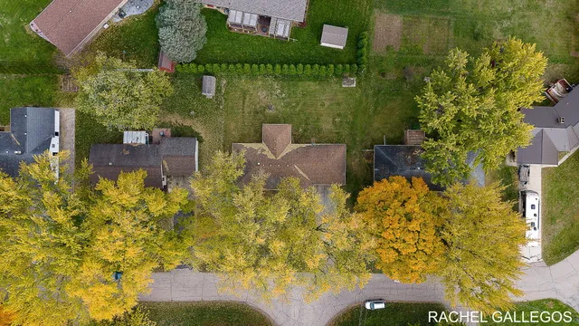 $299,900 | 3615 Diamond Drive, Hamilton, MI 49419