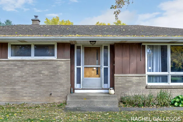 $299,900 | 3615 Diamond Drive, Hamilton, MI 49419