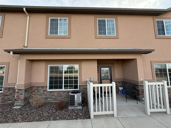 $2,050 | 4795 Kerry Lynn View, Colorado Springs, CO 80922