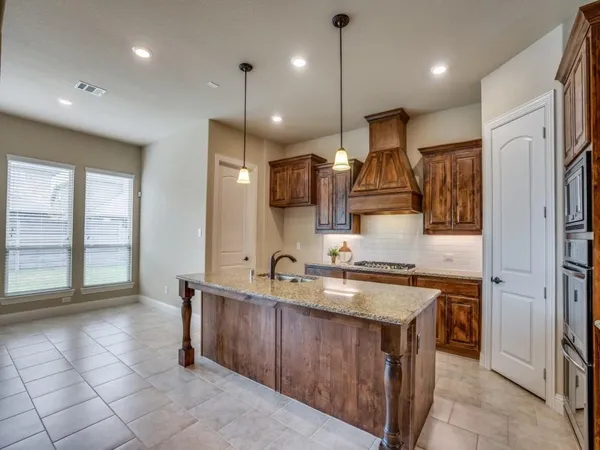 $3,400 | 716 Sandbox Drive, Little Elm, TX 76227