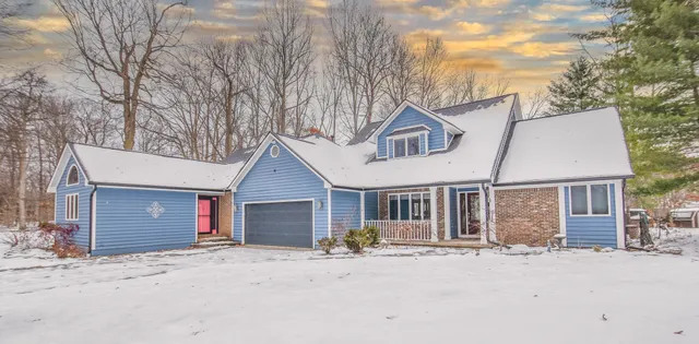 $529,000 | 586 Schaeffer Drive, Coldwater, MI 49036