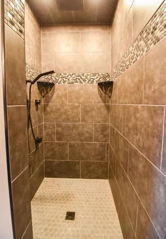 $529,000 | 586 Schaeffer Drive, Coldwater, MI 49036