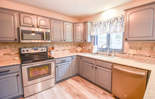 $528,900 | 586 Schaeffer Drive, Coldwater, MI 49036