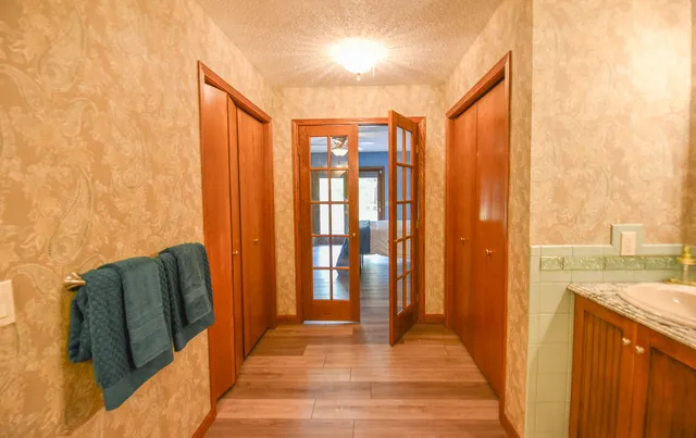 $529,000 | 586 Schaeffer Drive, Coldwater, MI 49036