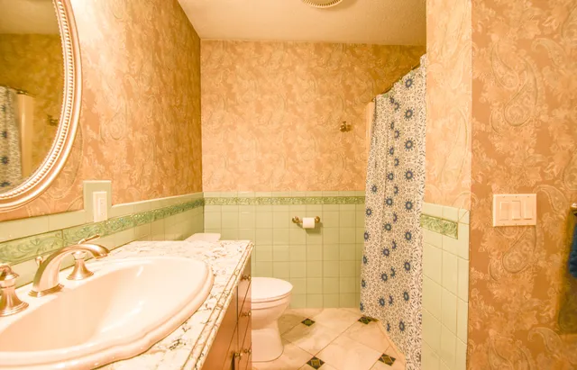 $529,000 | 586 Schaeffer Drive, Coldwater, MI 49036