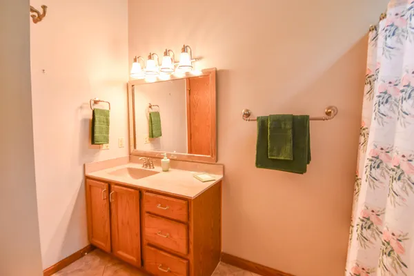 $528,900 | 586 Schaeffer Drive, Coldwater, MI 49036