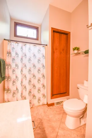 $529,000 | 586 Schaeffer Drive, Coldwater, MI 49036