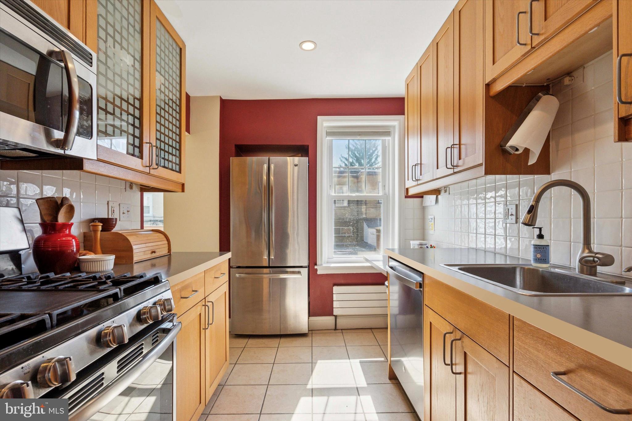 416 Wellesley Road Philadelphia, PA 19119 - Photo 17 of 35 Gallery Image 17