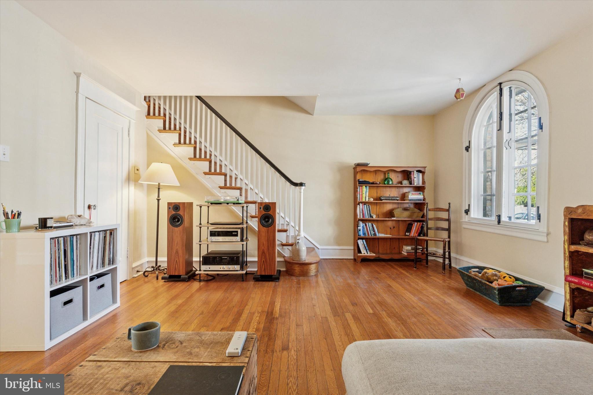 416 Wellesley Road Philadelphia, PA 19119 - Photo 5 of 35 Gallery Image 5