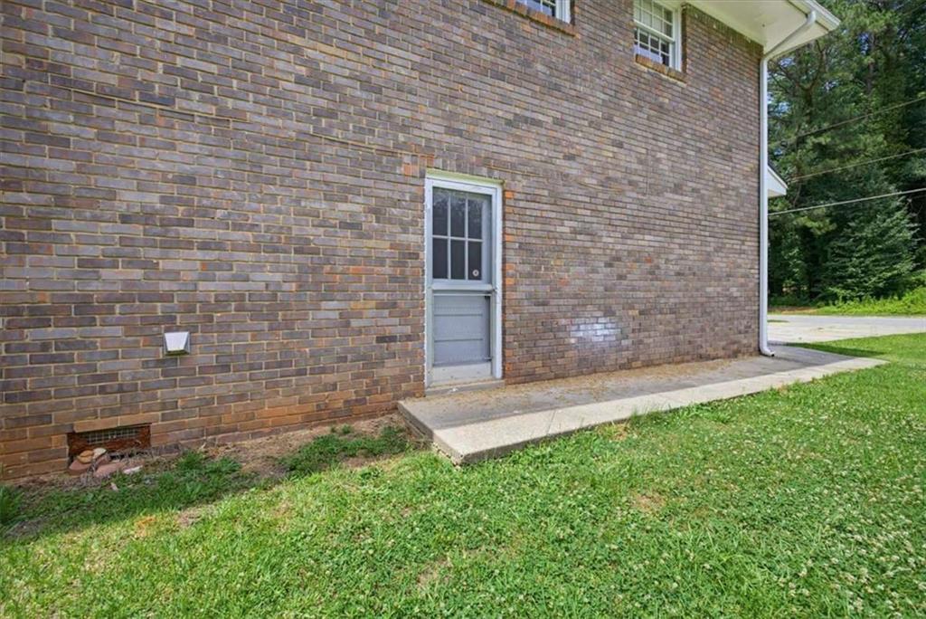 2969 Stratford Mill Road Lithonia, GA 30038 - Photo 32 of 37