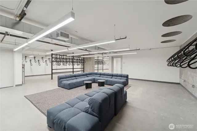 $2,595 | 300 Virginia Street, Unit 801, Seattle, WA 98121