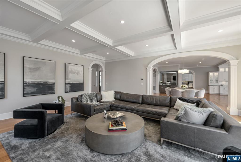 76 Dimmig Road Upper Saddle River, NJ 07458 - Photo 17 of 47