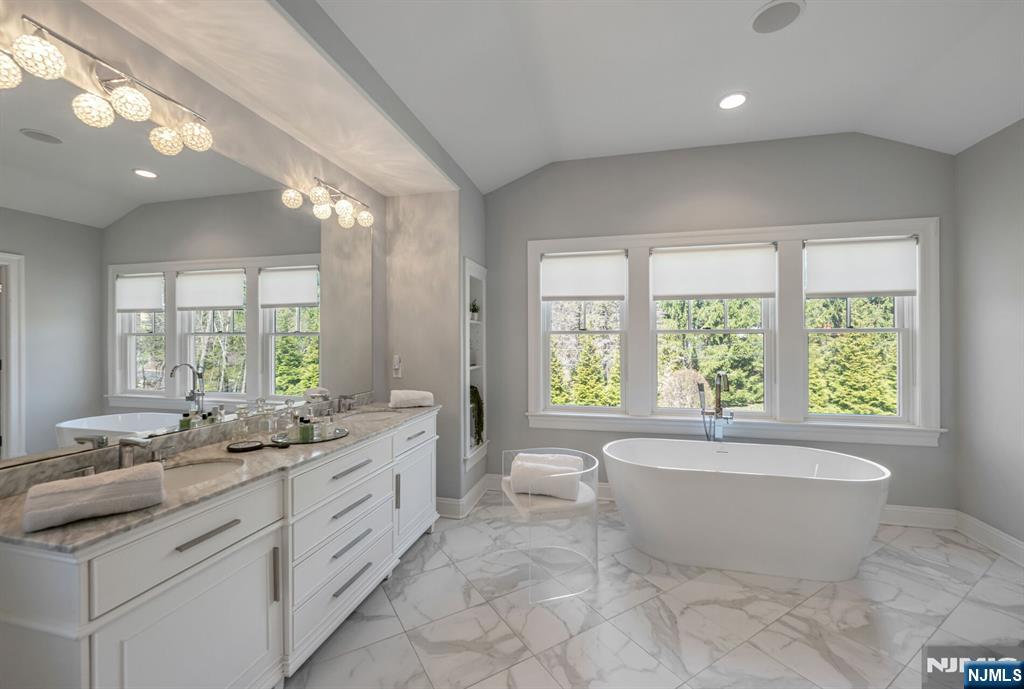 76 Dimmig Road Upper Saddle River, NJ 07458 - Photo 27 of 47