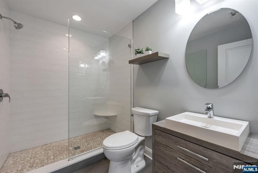 76 Dimmig Road Upper Saddle River, NJ 07458 - Photo 30 of 47