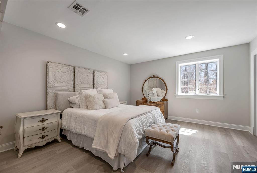 76 Dimmig Road Upper Saddle River, NJ 07458 - Photo 38 of 47