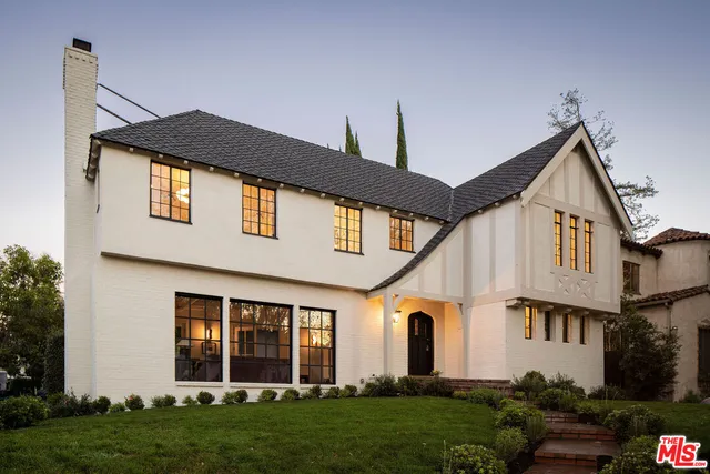 $4,995,000 | 900 South Longwood Avenue, Los Angeles, CA 90019