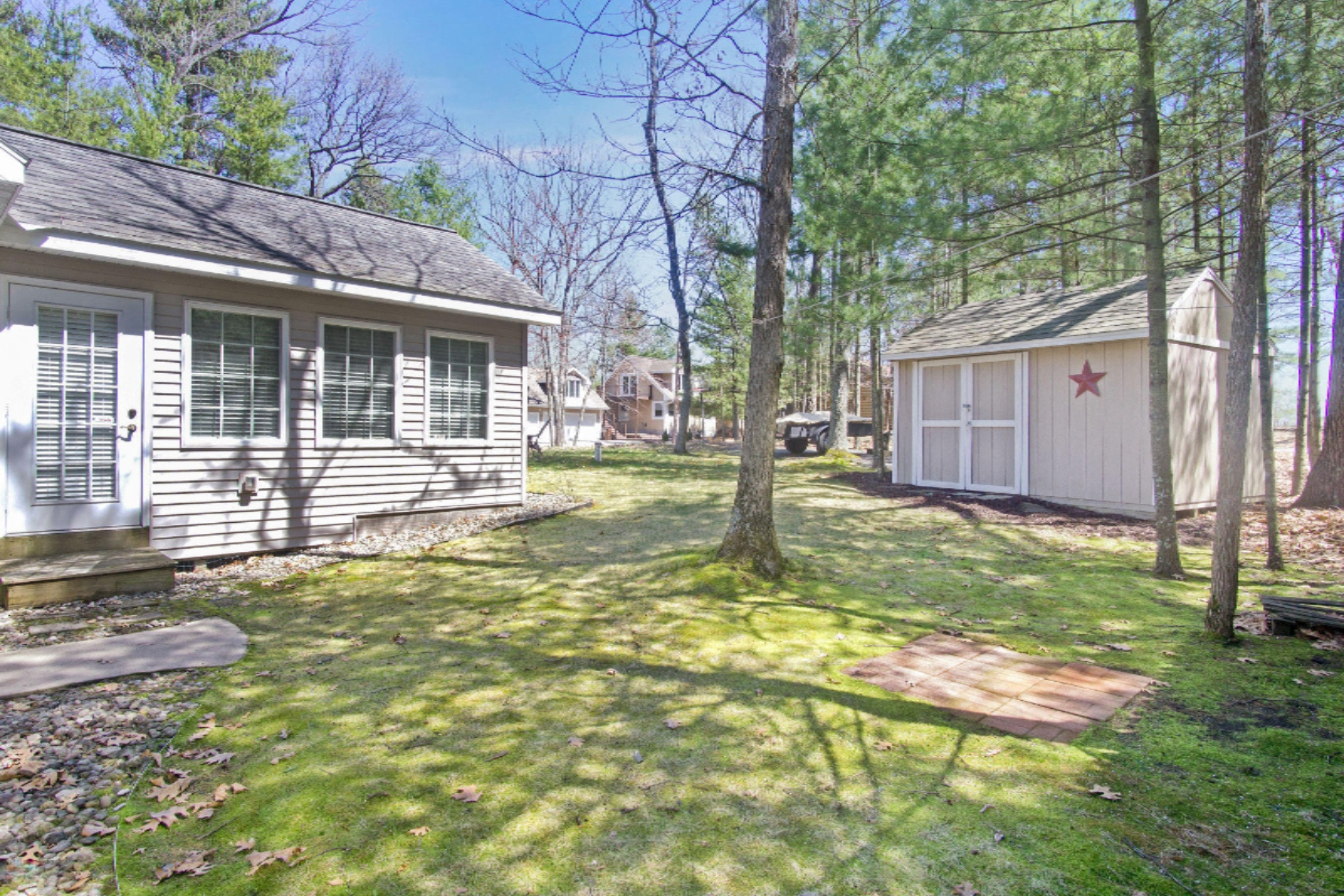 6372 Cheyenne Road Pentwater, MI 49449 - Photo 3 of 28 DSC07296