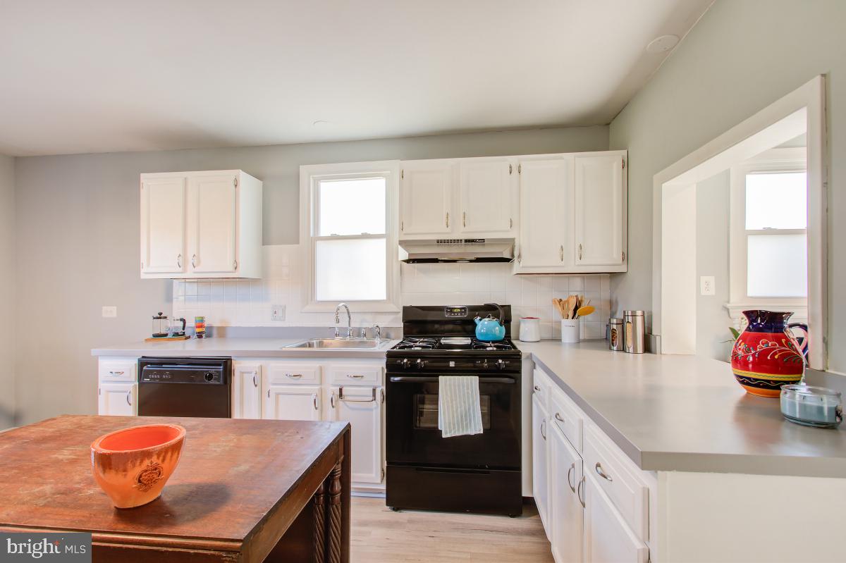 6134 Montrose Road Cheverly, MD 20785 - Photo 12 of 32