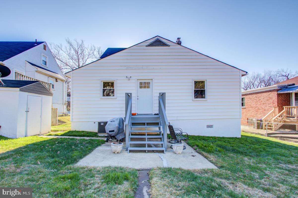 6134 Montrose Road Cheverly, MD 20785 - Photo 17 of 32