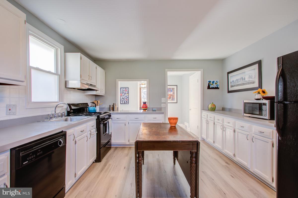 6134 Montrose Road Cheverly, MD 20785 - Photo 21 of 32