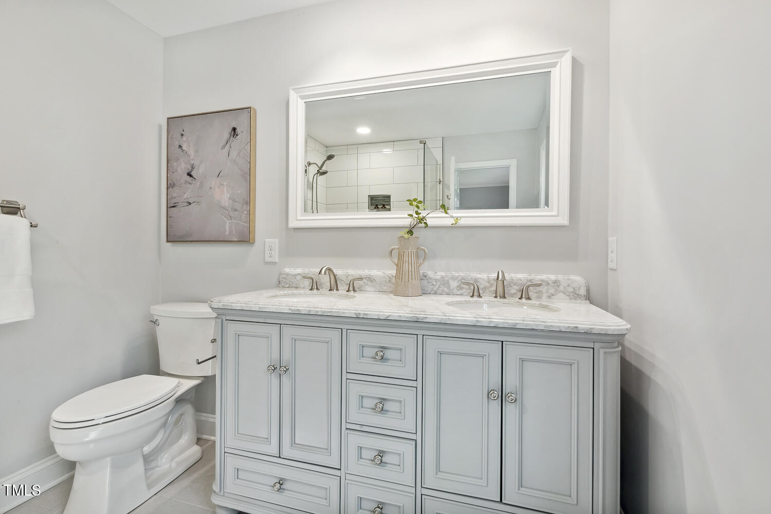 8008 Hollander Place Raleigh, NC 27606 - Photo 16 of 42 Primary ensuite
