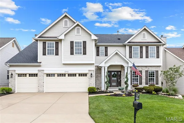 $595,000 | 212 Chestnut Hill Drive, O'Fallon, MO 63368
