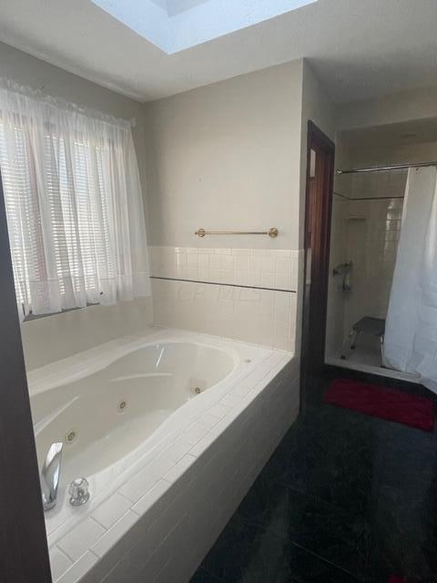 1085 Old Columbus Road Springfield, OH 45503 - Photo 26 of 34 masterbath
