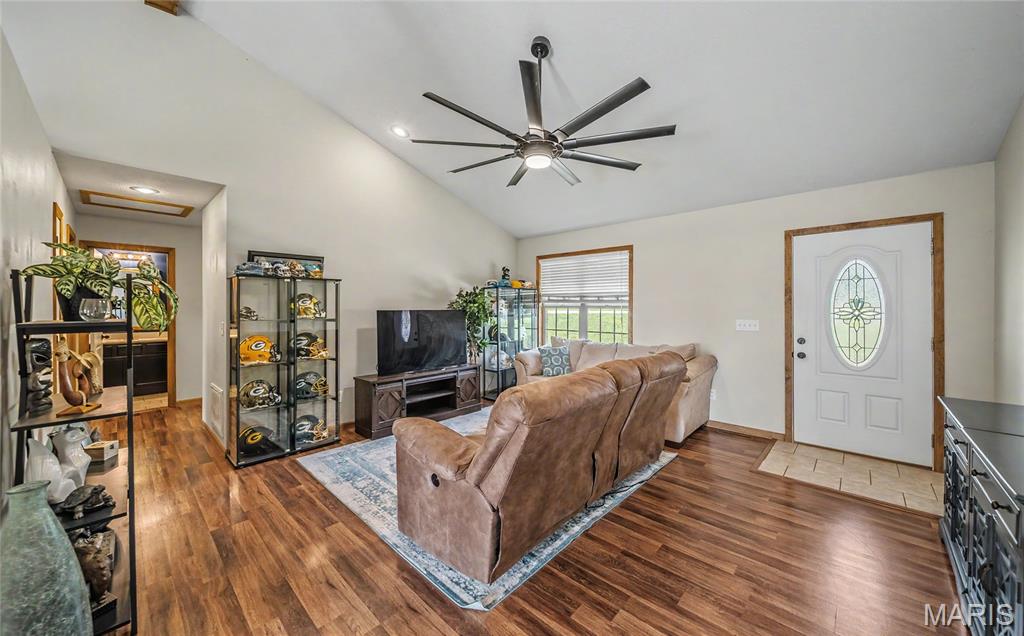 16001 Harley Rd Street St. Robert, MO 65584 - Photo 4 of 32