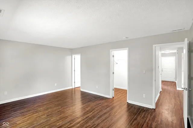 $220,000 | 6422 Emerald Springs Drive, Indianapolis, IN 46221