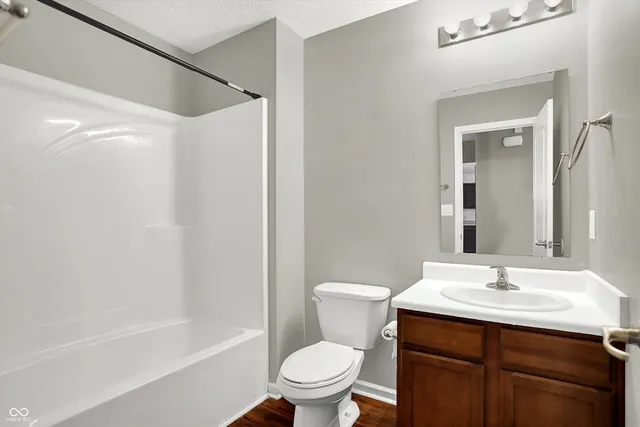 $220,000 | 6422 Emerald Springs Drive, Indianapolis, IN 46221