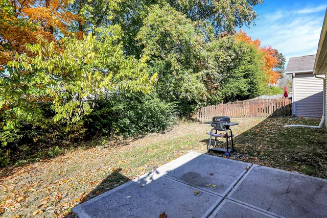 $220,000 | 6422 Emerald Springs Drive, Indianapolis, IN 46221