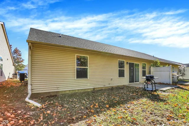 $220,000 | 6422 Emerald Springs Drive, Indianapolis, IN 46221