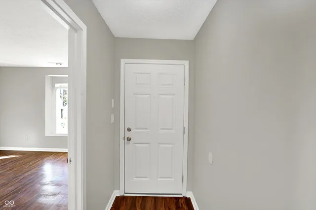 $220,000 | 6422 Emerald Springs Drive, Indianapolis, IN 46221