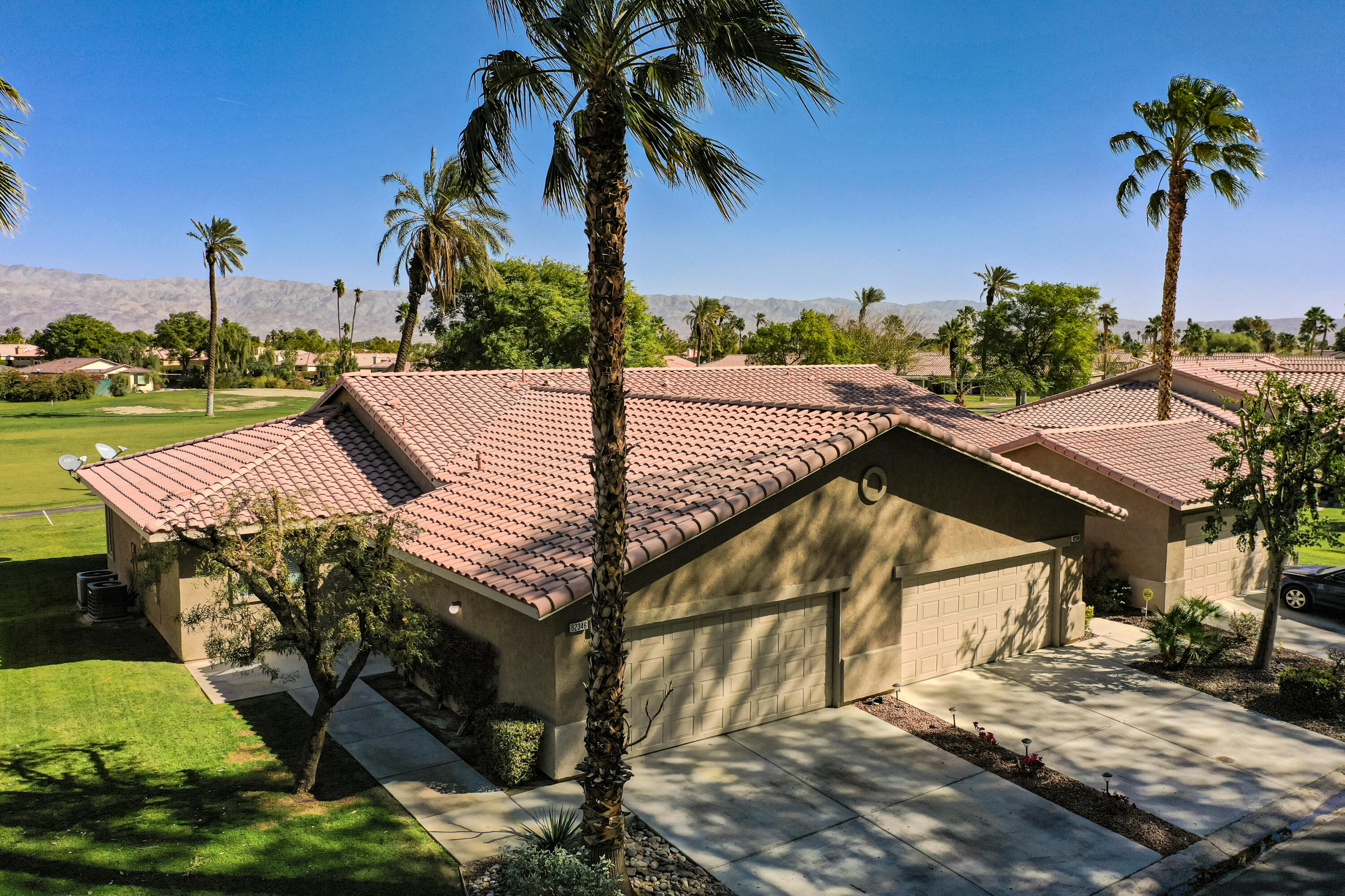 82346 Lancaster Way, Unit 125 Indio, CA 92201 - Photo 24 of 34 a view of a terrace with sitting area
