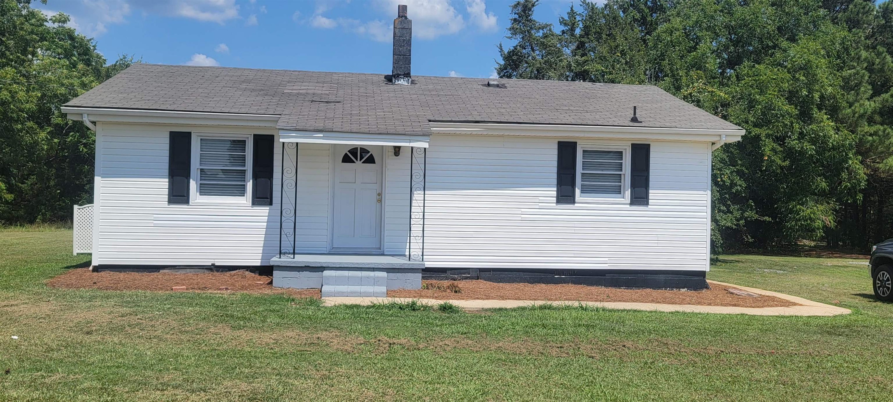 8143 Raleigh Road Benson, NC 27504 - Photo 25 of 30 Photo 26