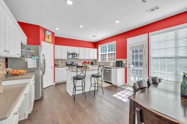 $649,000 | 5008 Bethpage Drive Northeast, Suwanee, GA 30024