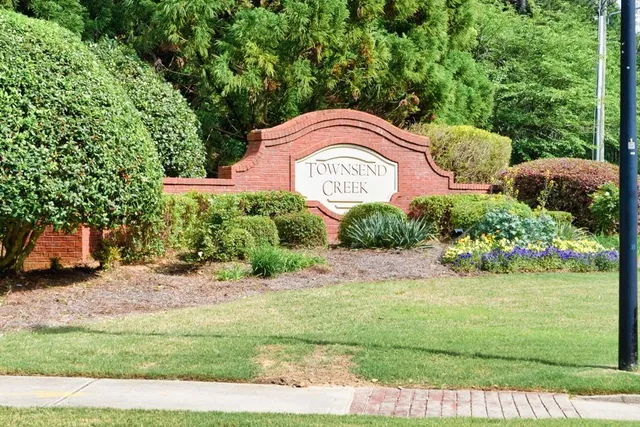 $649,000 | 5008 Bethpage Drive Northeast, Suwanee, GA 30024