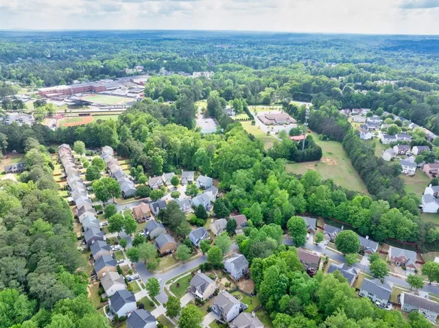 $649,000 | 5008 Bethpage Drive Northeast, Suwanee, GA 30024