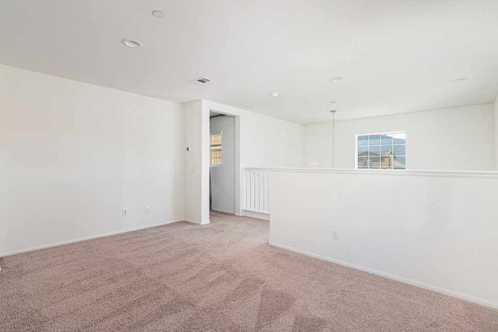 35851 Esperia Way Fallbrook, CA 92028 - Photo 16 of 28 a view of an empty room